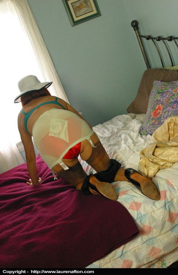 Mature milf in stockings