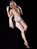 Sexy mature in nylons