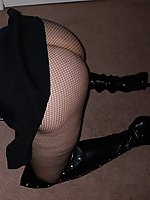 British amateur milf in vintage nylons
