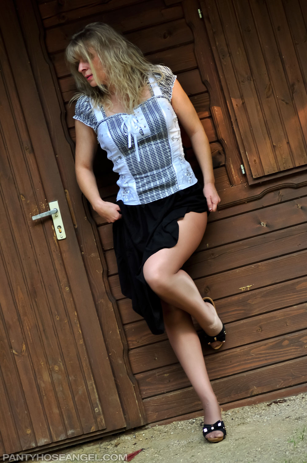 German mom exploit anal in nylons and pumps